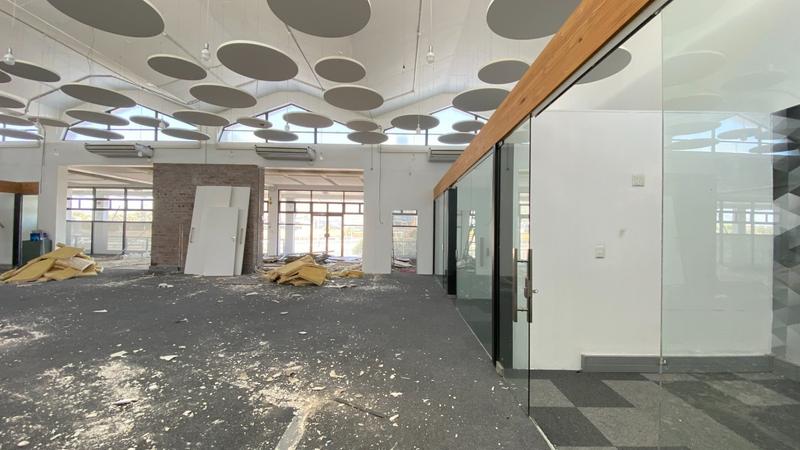 To Let commercial Property for Rent in Maitland Western Cape